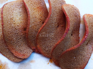 Мясо (АЛЬЯНС) вяленое свинина с халапеньо (500гр): Ресторанные гренки с беконом