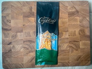 Другие закуски: Сыр 60 гр ГОРНЫЙ СЫРОВАР (Нити аджика)