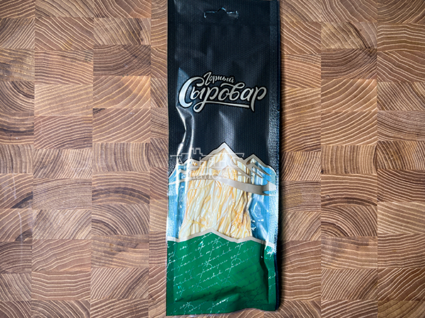 Сыр 60 гр ГОРНЫЙ СЫРОВАР (Паутинка копчёная) в Каменск-Уральском