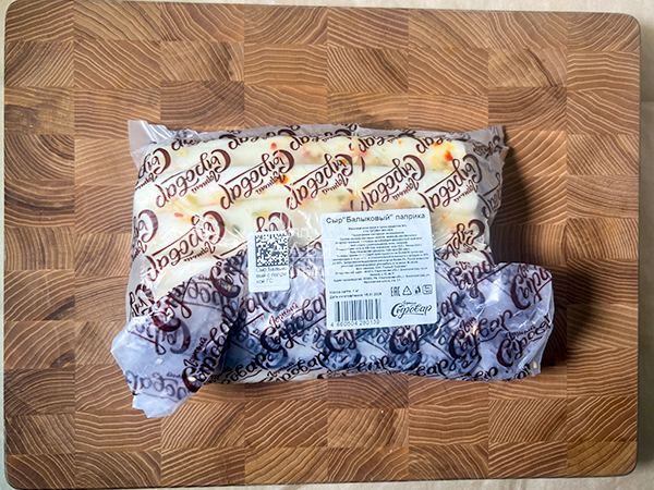 Сыр 1 кг ГОРНЫЙ СЫРОВАР (Балыковый паприка) в Каменск-Уральском